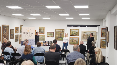 Foto k článku Víno mezi obrazy - Vinařství Ježková