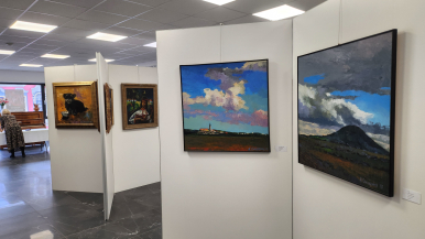 Foto k článku Alexandr Onishenko - Tajemství černého plátna - vernisáž