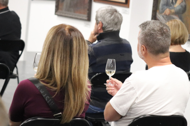 Foto k článku Víno mezi obrazy - vinařství Nepraš & Co.