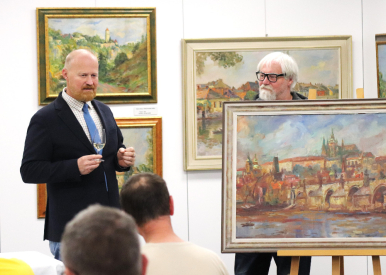 Foto k článku Víno mezi obrazy - vinařství Nepraš & Co.