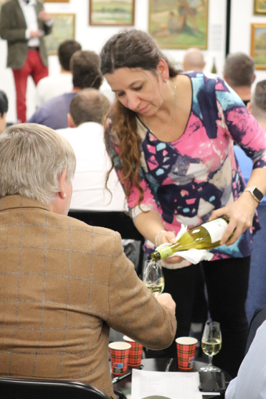 Foto k článku Víno mezi obrazy - vinařství Nepraš & Co.