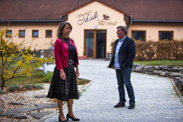 Foto k článku Víno mezi obrazy - Staňo Mádl, 5.12.